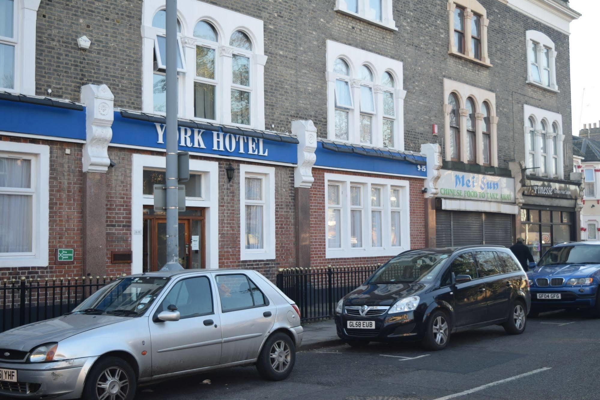 York Hotel Ілфорд Екстер'єр фото